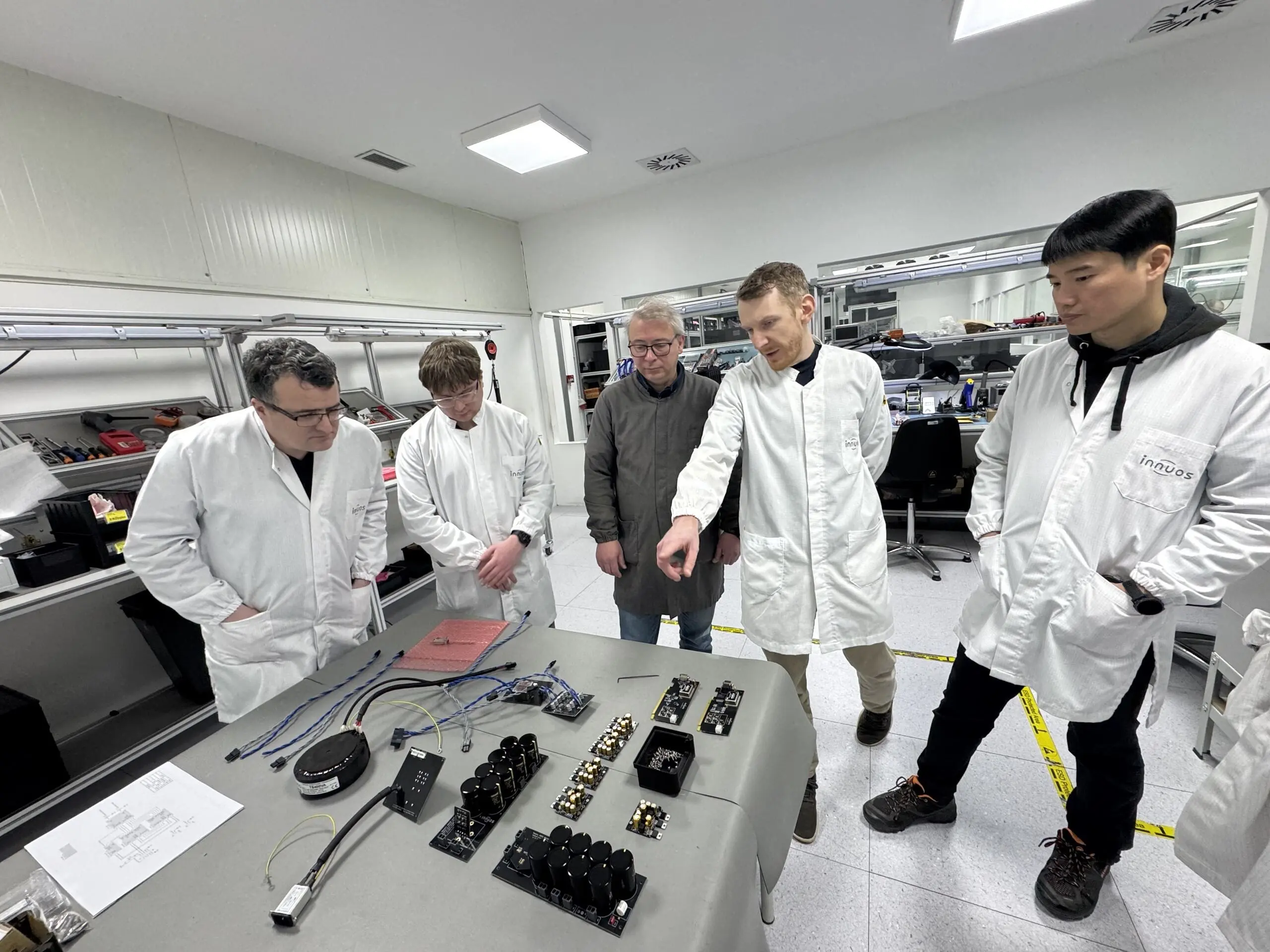 Innuos Sales and Customer Support Teams in the Production Area