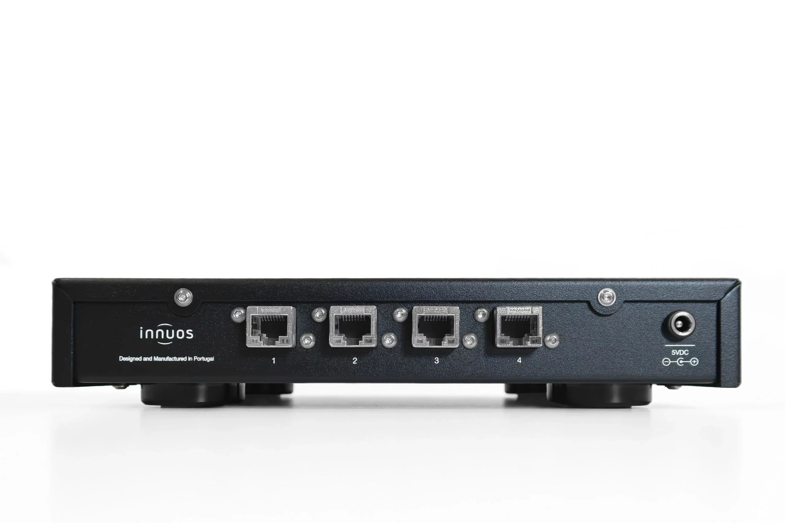 NET1-REAR-PANEL The rear panel of the NET1 Audiophile Network Switch